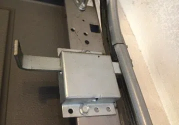 Midvale UT Locksmith Store Midvale, UT 801-691-7914 - 9-Garage-Door-Locks